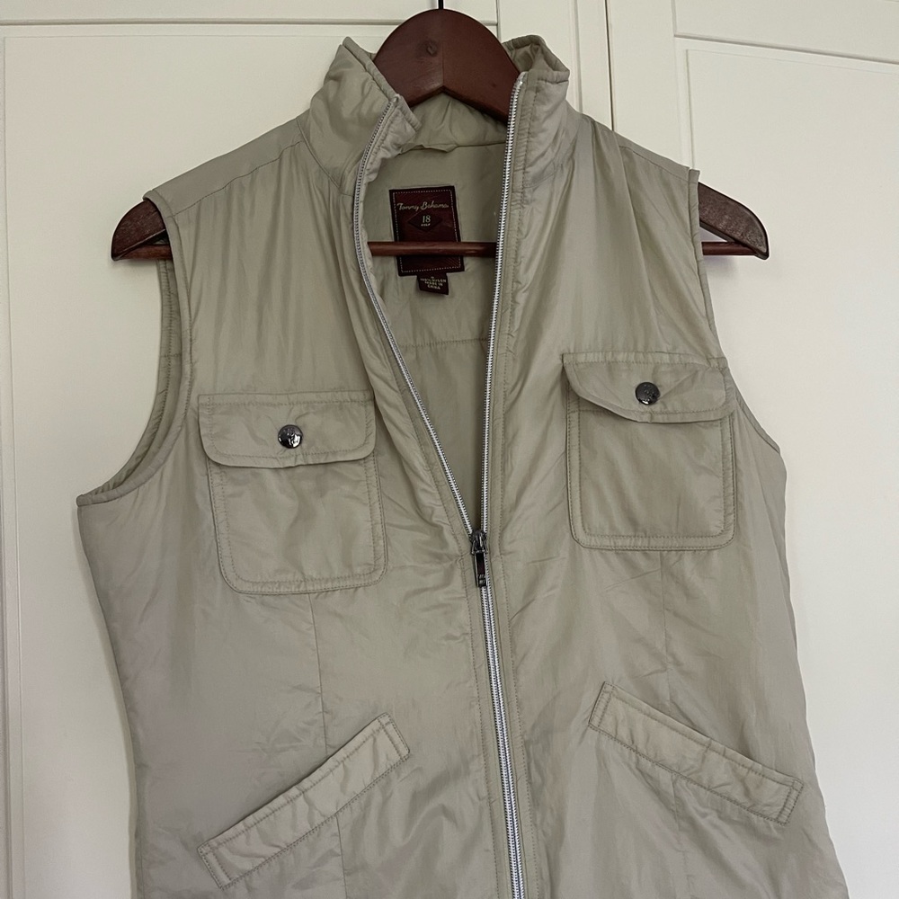 TOMMY BAHAMA Golf Women’s Lightweight Nylon Puffer Vest Size Small S Beige